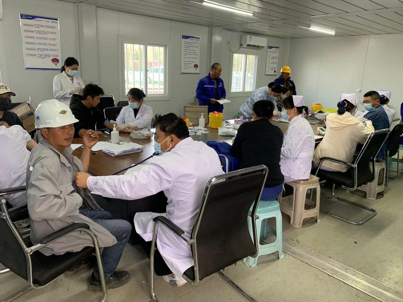 華北公司日照項(xiàng)目部開展“心系職工送健康、愛心體檢暖人心”活動(dòng)